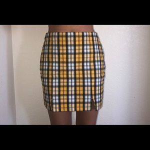 hollister yellow plaid skirt